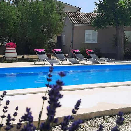 Ferienhaus Aqua Mit Pool Jadreški Eksteriør bilde