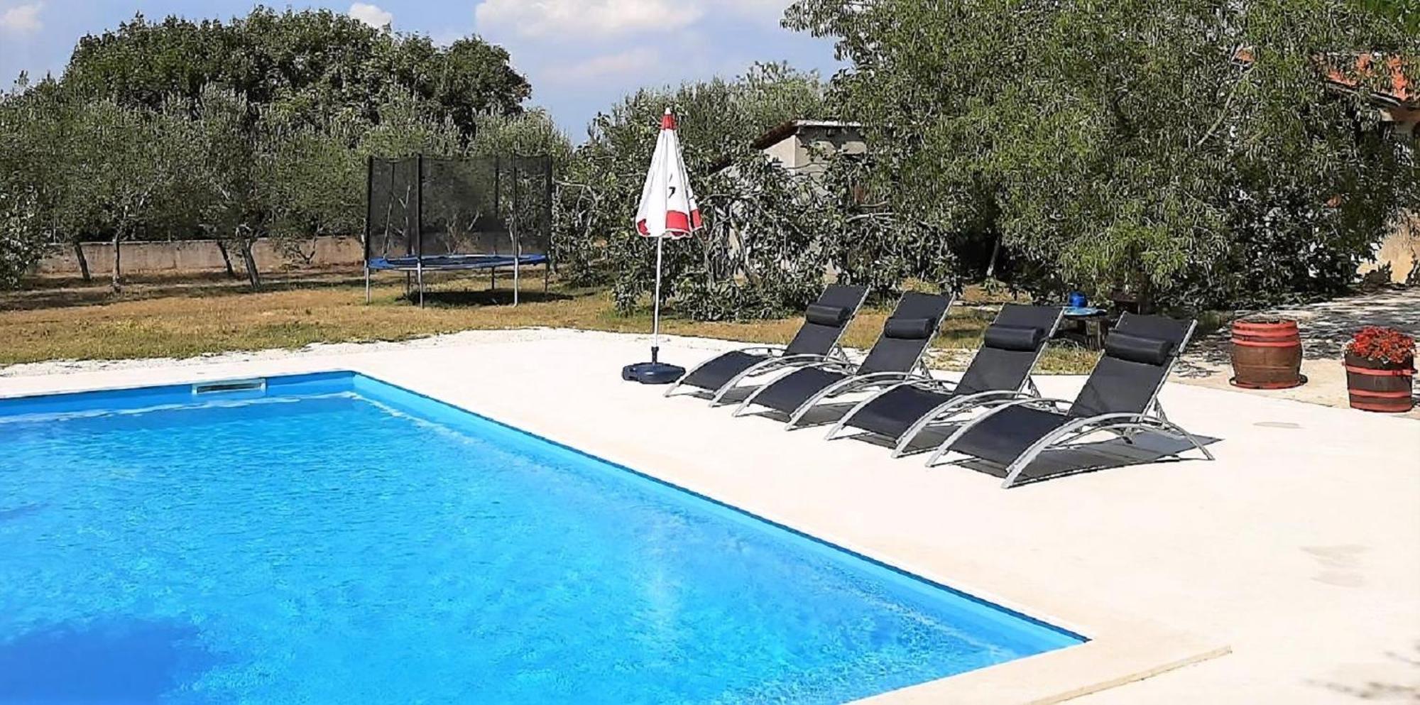 Ferienhaus Aqua Mit Pool Jadreški Eksteriør bilde