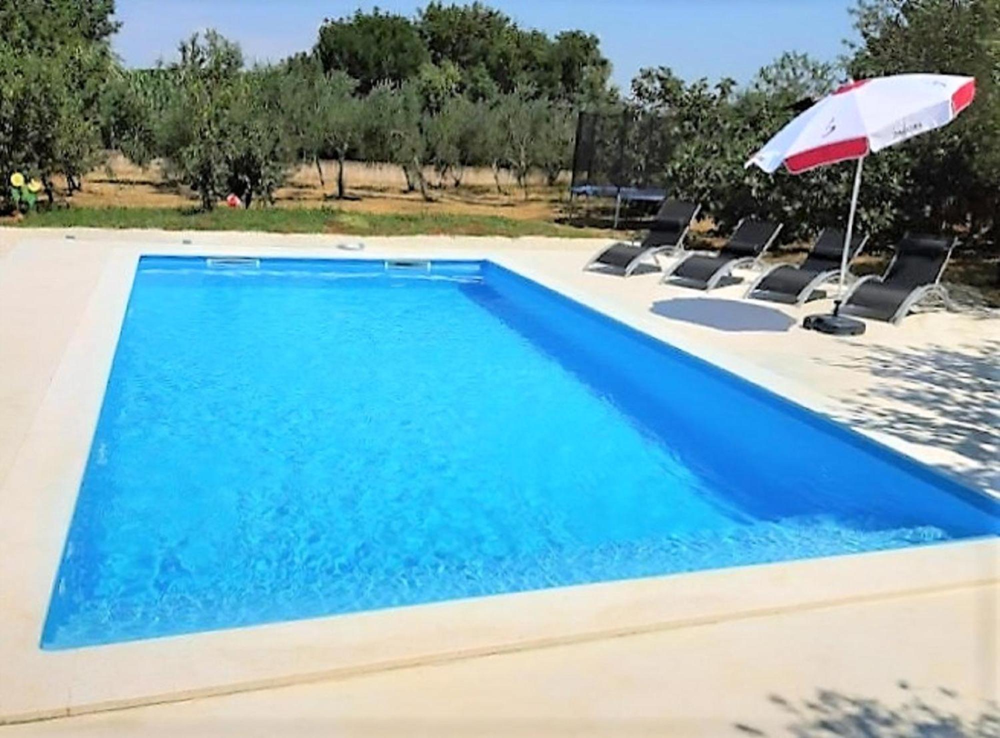Ferienhaus Aqua Mit Pool Jadreški Eksteriør bilde