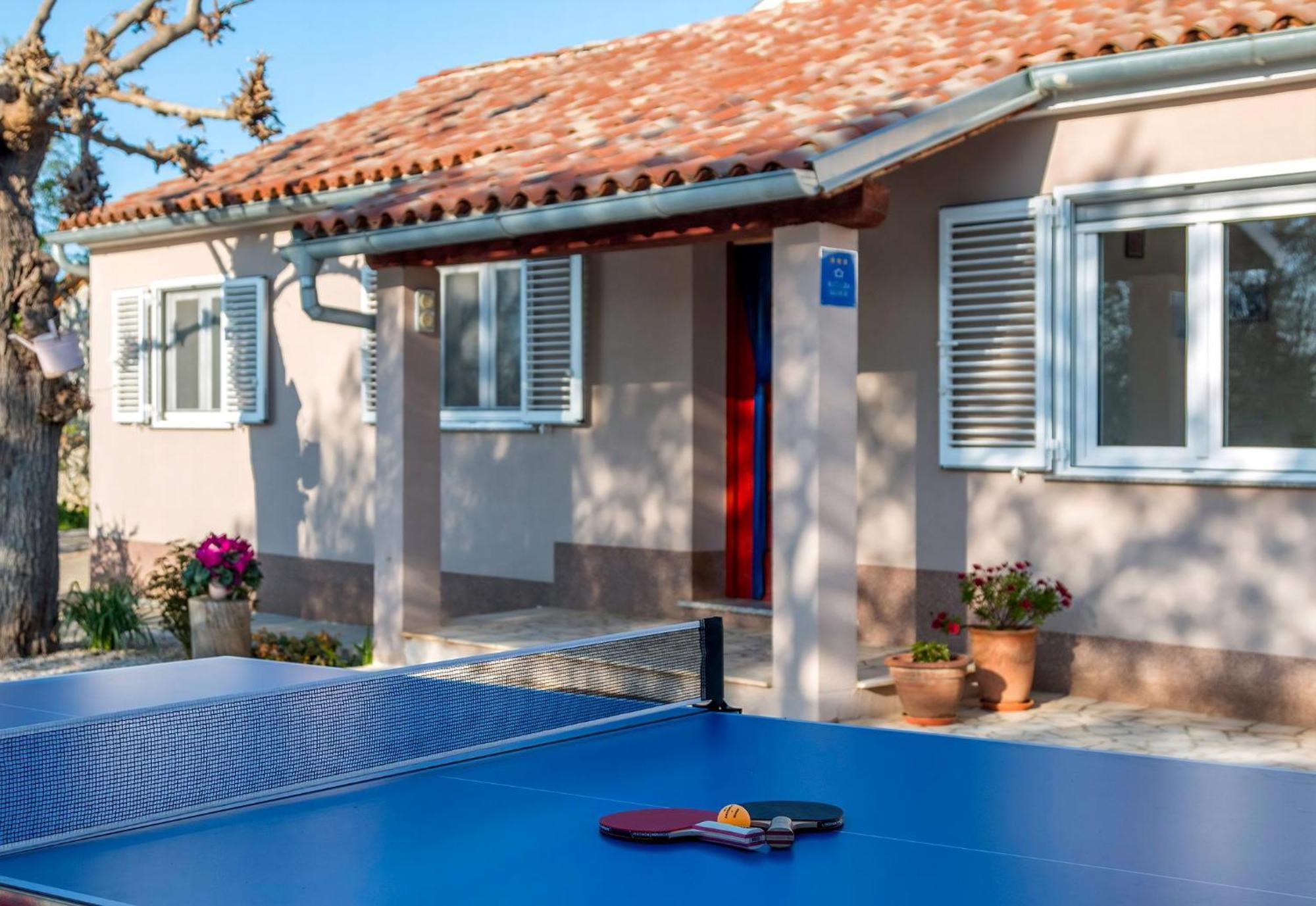 Ferienhaus Aqua Mit Pool Jadreški Eksteriør bilde